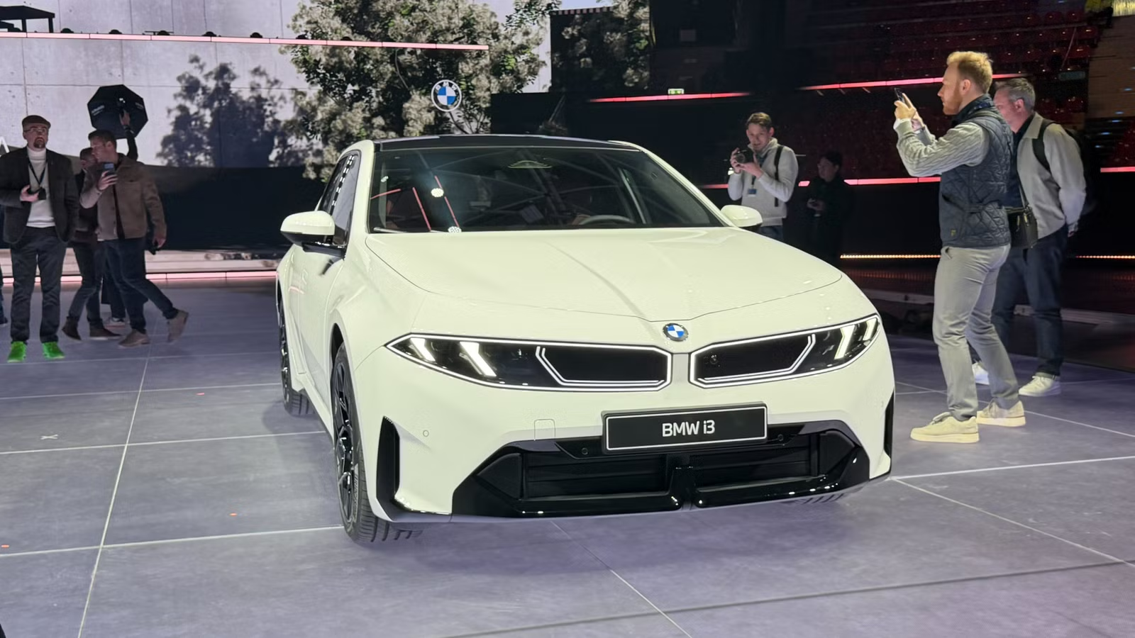Revealed: The 2027 BMW i3 Is a Futuristic New 3 Series EV